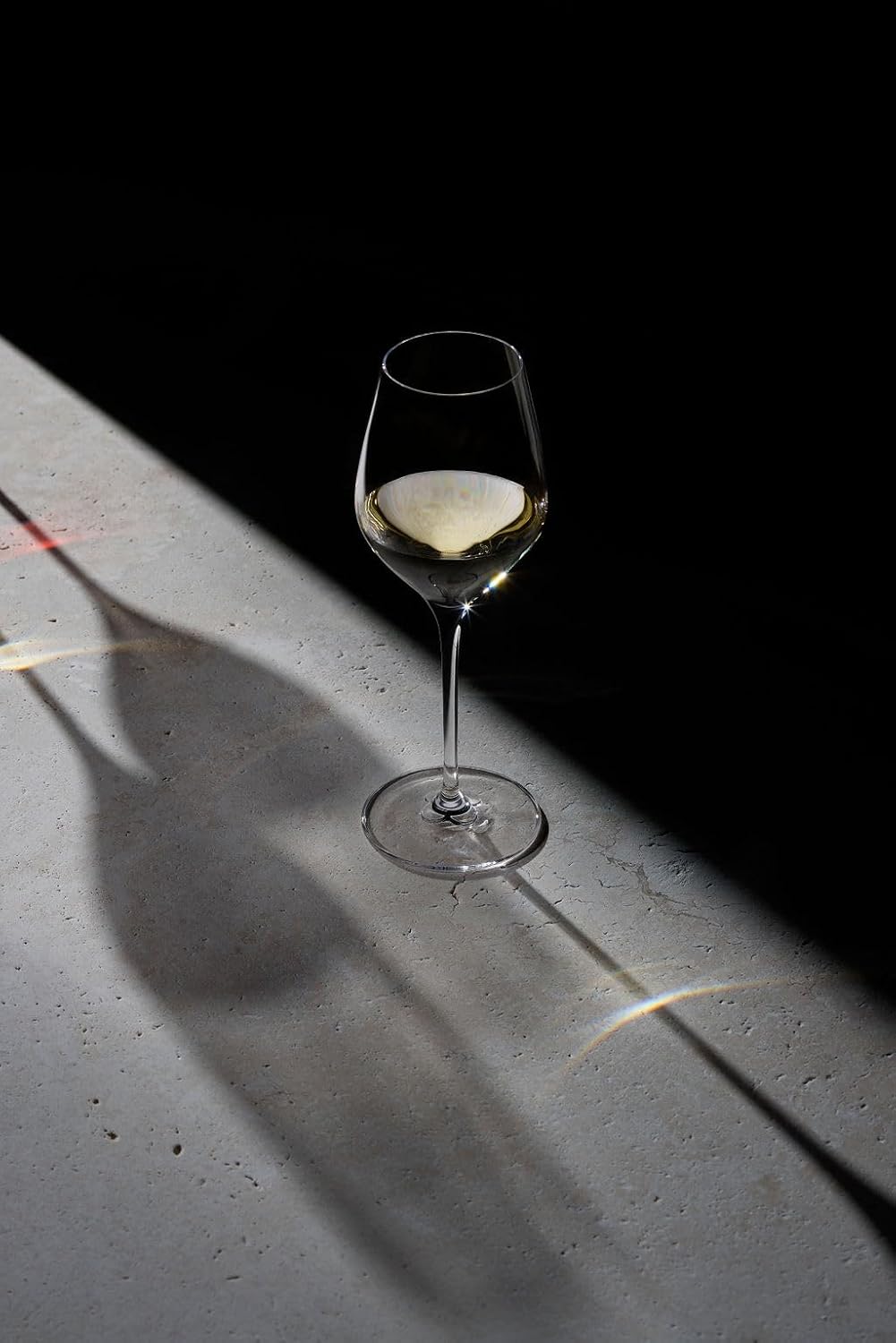 Royal-Glass Ultima rated the #1 wine glass by La Revue du Vin De France, designed to vitalize all wines, Harmoniously revealing the Terroir as the winemaker desires.